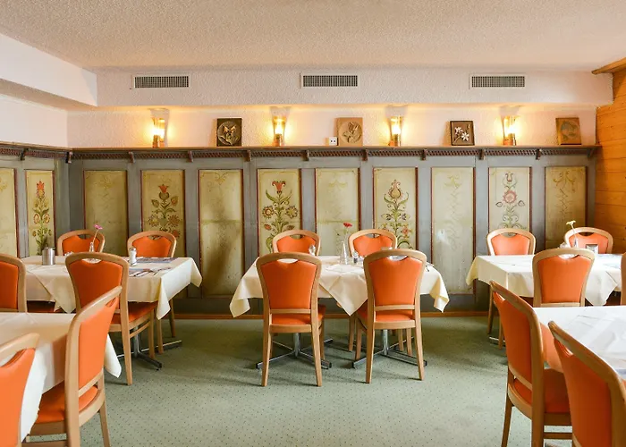 阿尔彭酒店 米伦