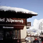 Hotel Alpenruh 3*