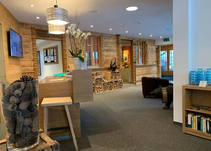 Отель Alpenruh 3*